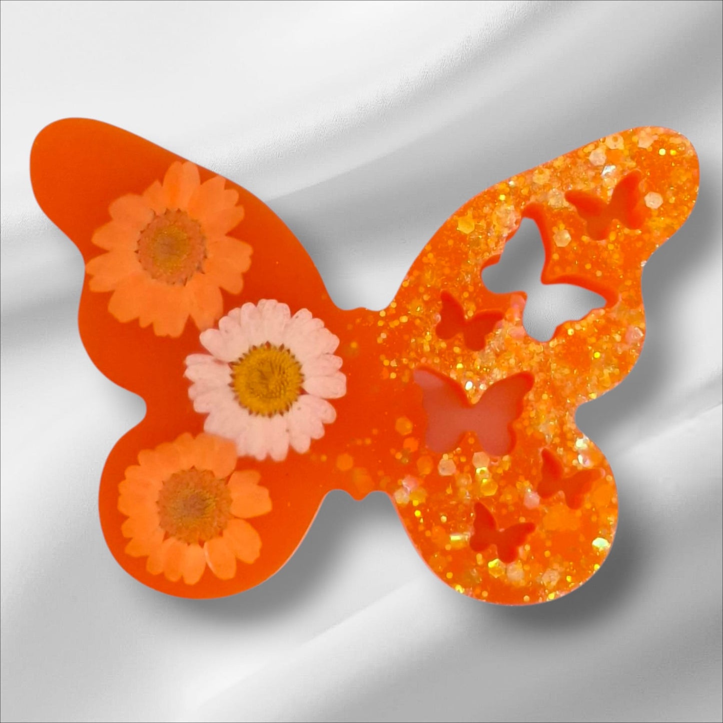 Schmetterling mit Blumen