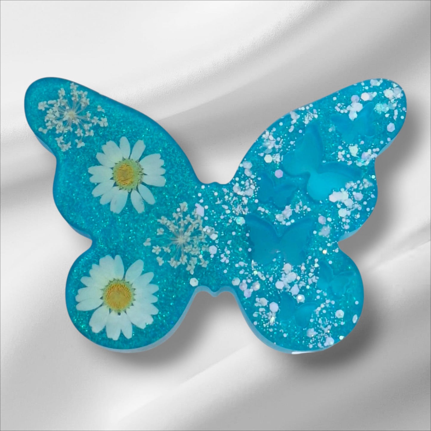 Schmetterling mit Blumen