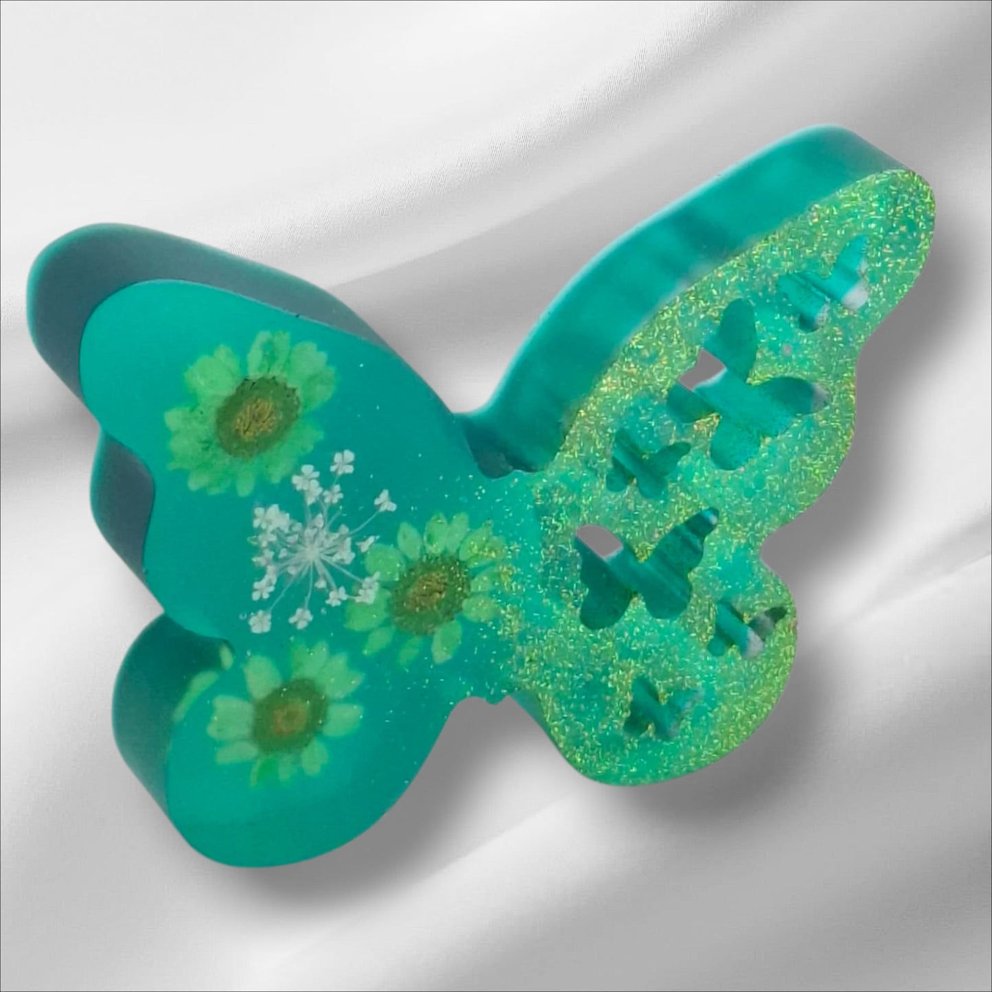 Schmetterling mit Blumen