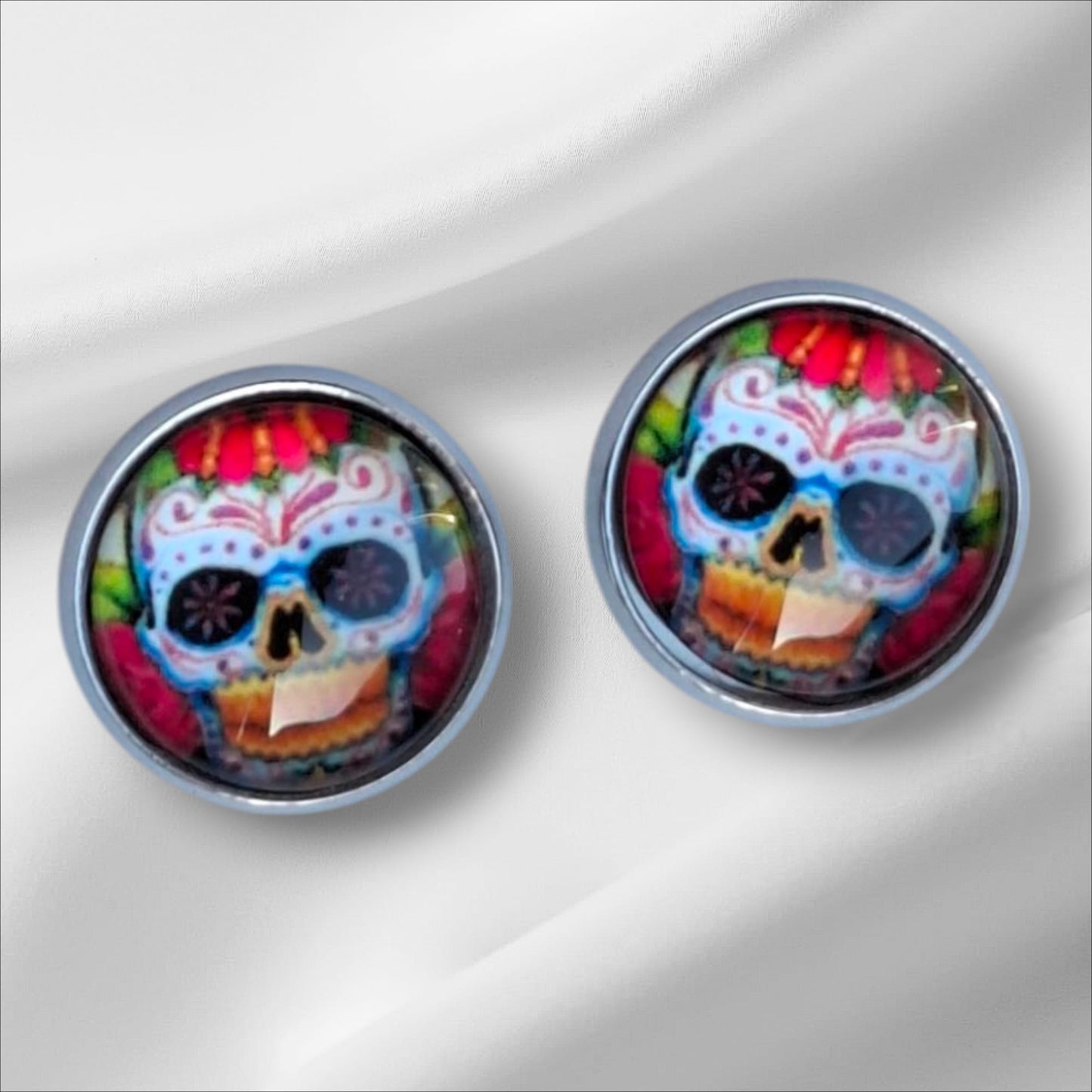 Cabochon Ohrstecker Totenkopf 12mm