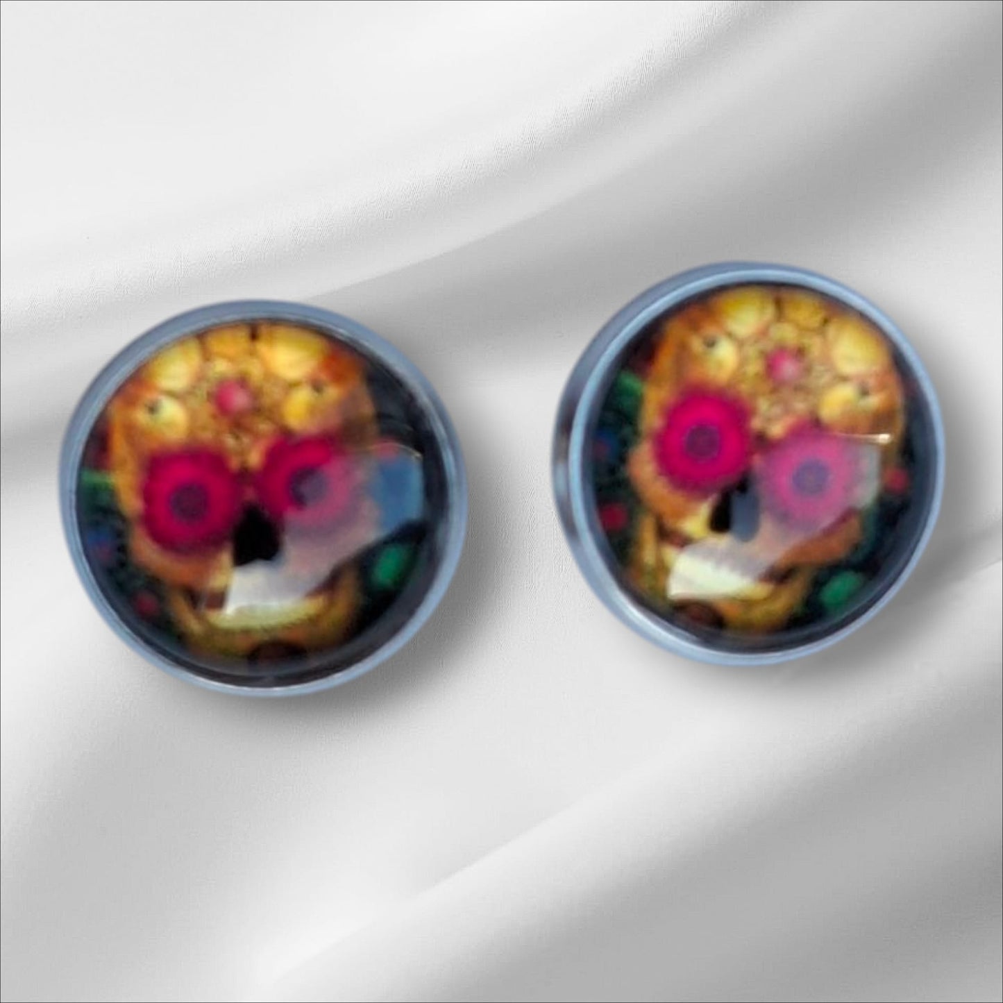 Cabochon Ohrstecker Totenkopf 12mm